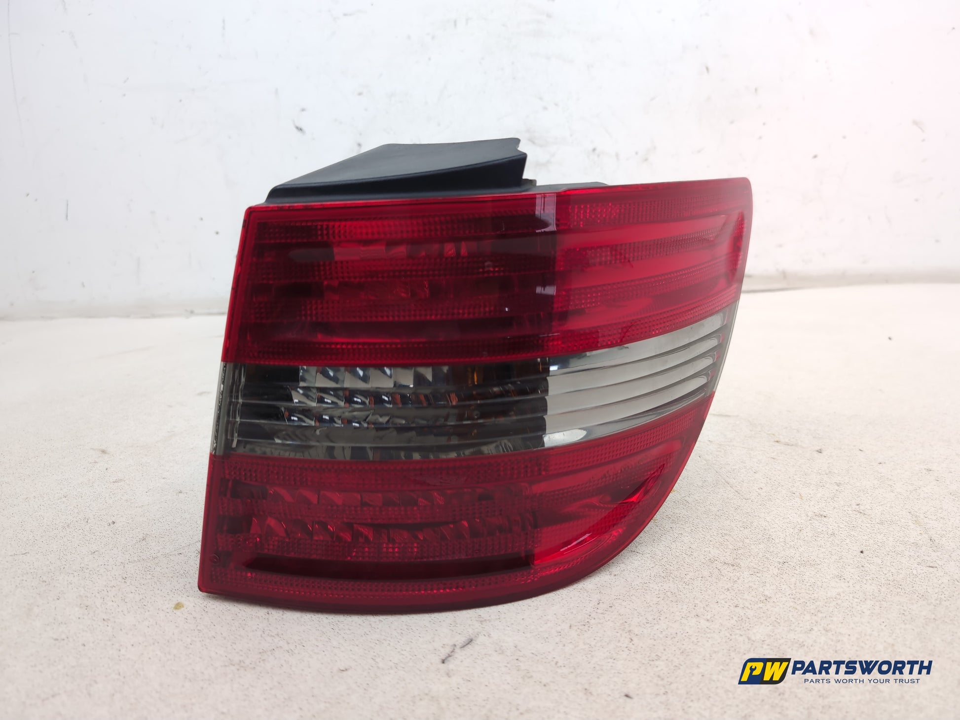 Lamp Assembly Rear RH 1