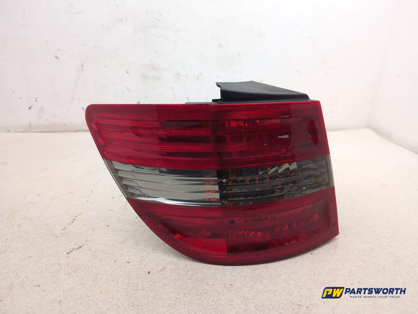 Lamp Assembly Rear LH 1