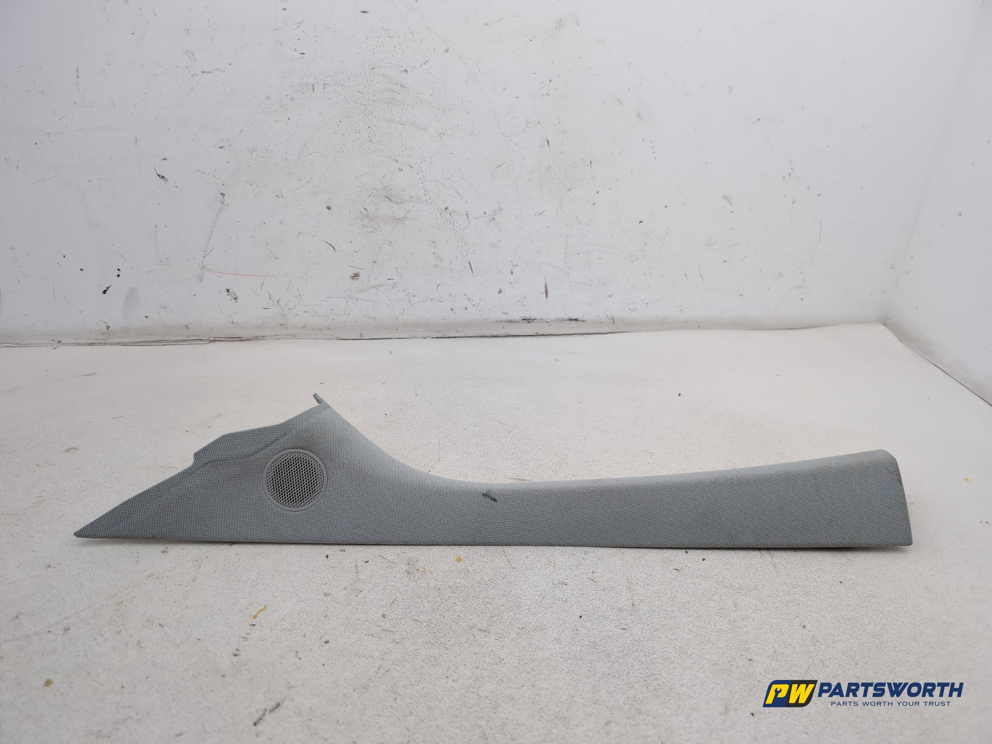 LH A Pillar Trim  1