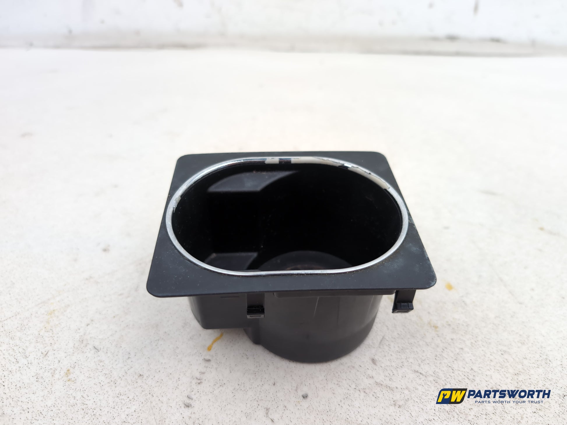 Centre Console Cup Holder 1