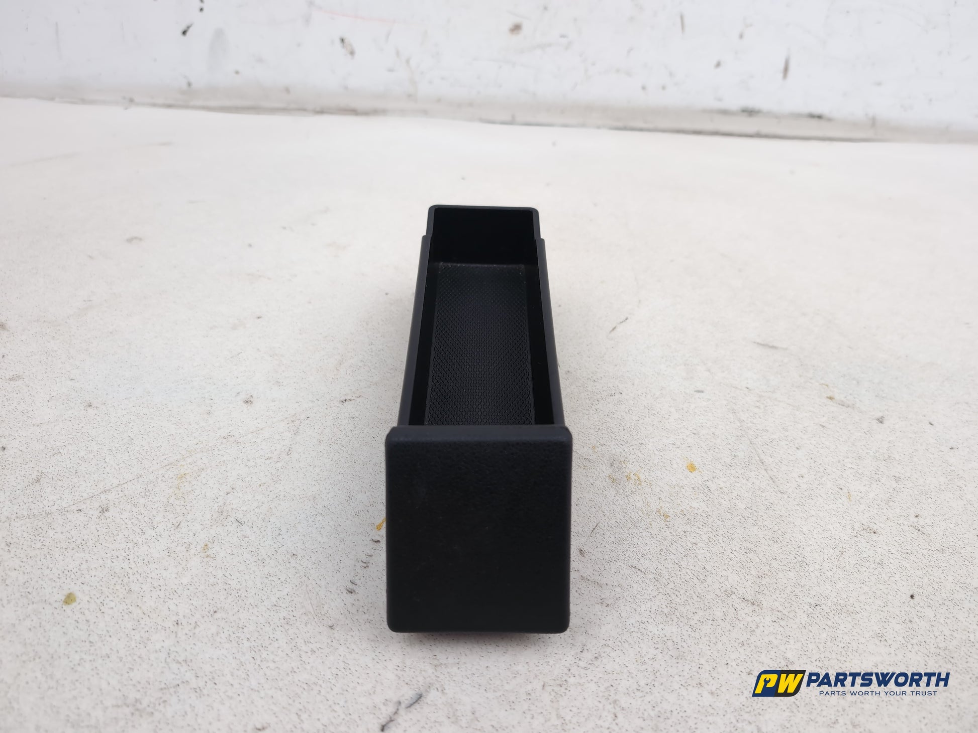 Centre Console Storage Tray 1
