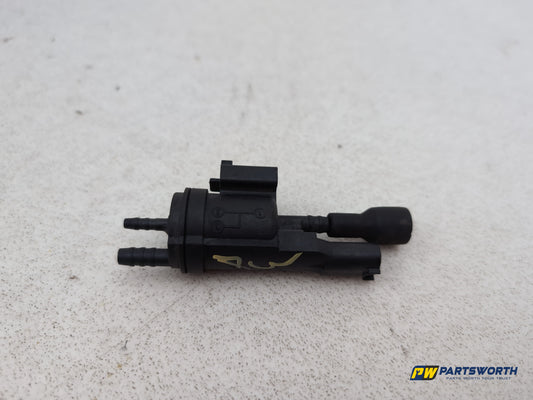Mercedes-Benz B180 B-Class W246 Air Pump Valve Pressure Change Over Sensor