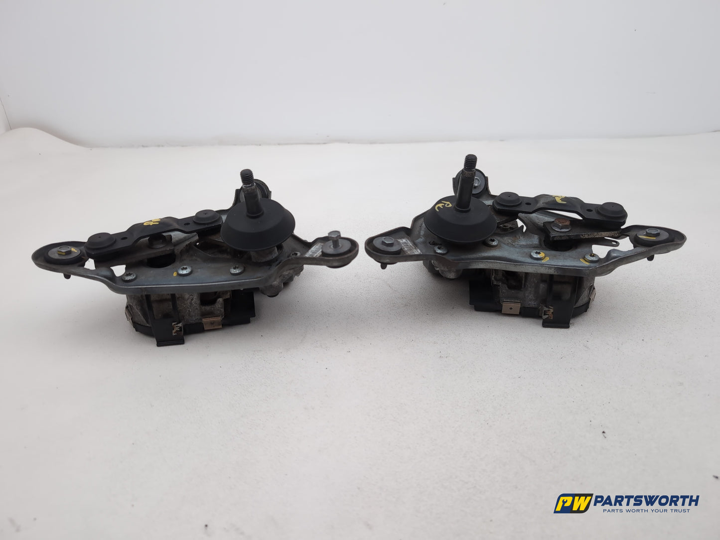 Wiper Motor Front 12