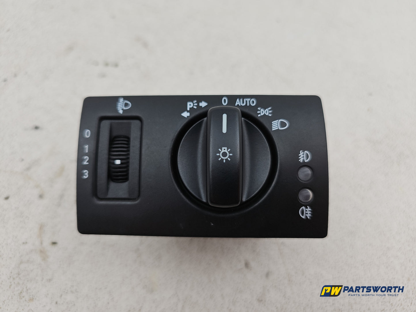 Switch Headlamp 1