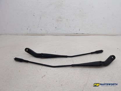 Wiper Front Arm 1