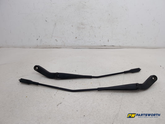 Wiper Front Arm 1