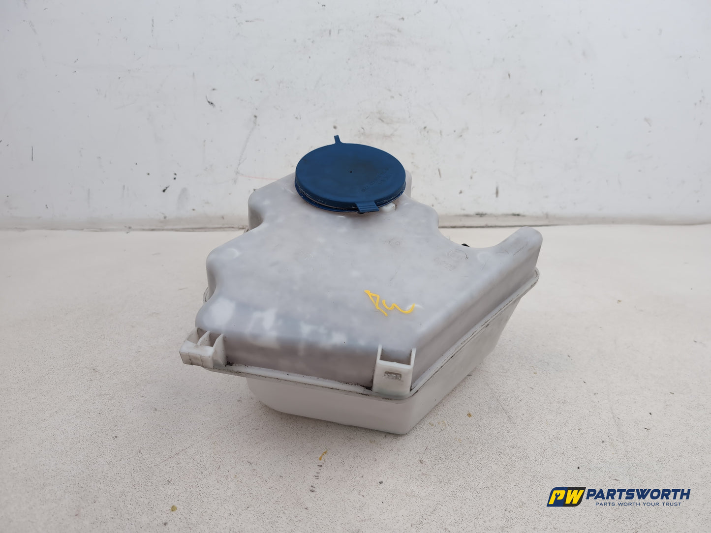 Washer Bottle Windscreen 1