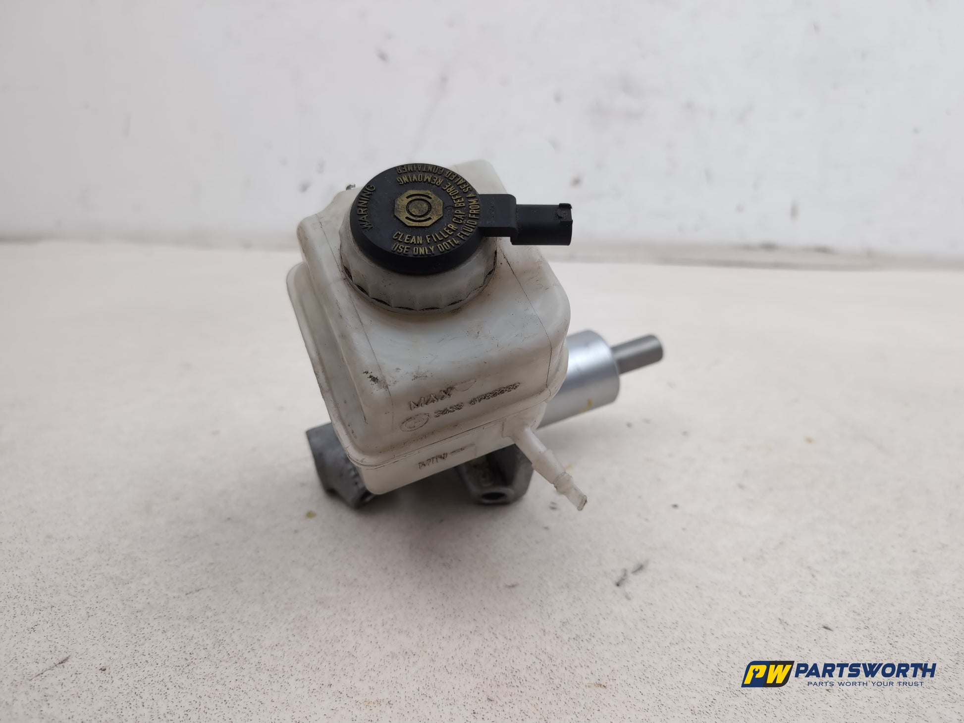 Brake Master Cylinder Assembly 1