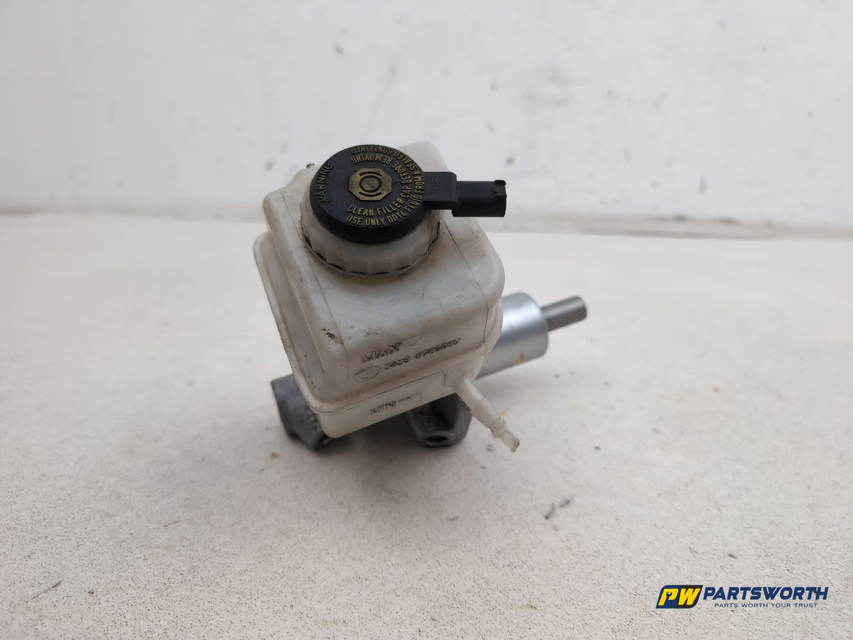 Brake Master Cylinder Assembly 1