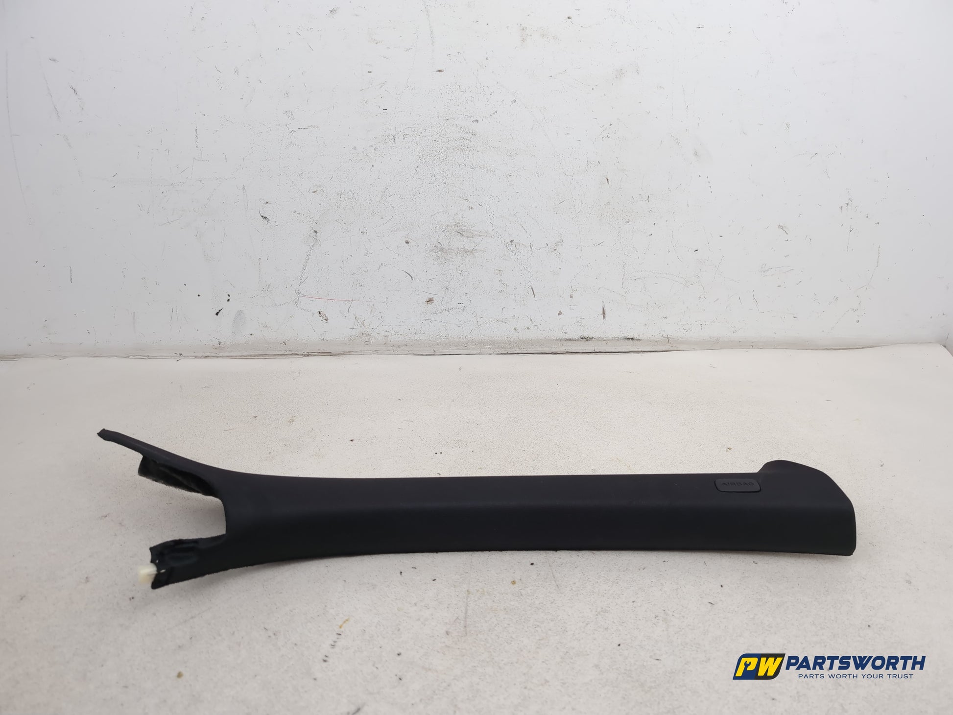 RH A Pillar Trim  1