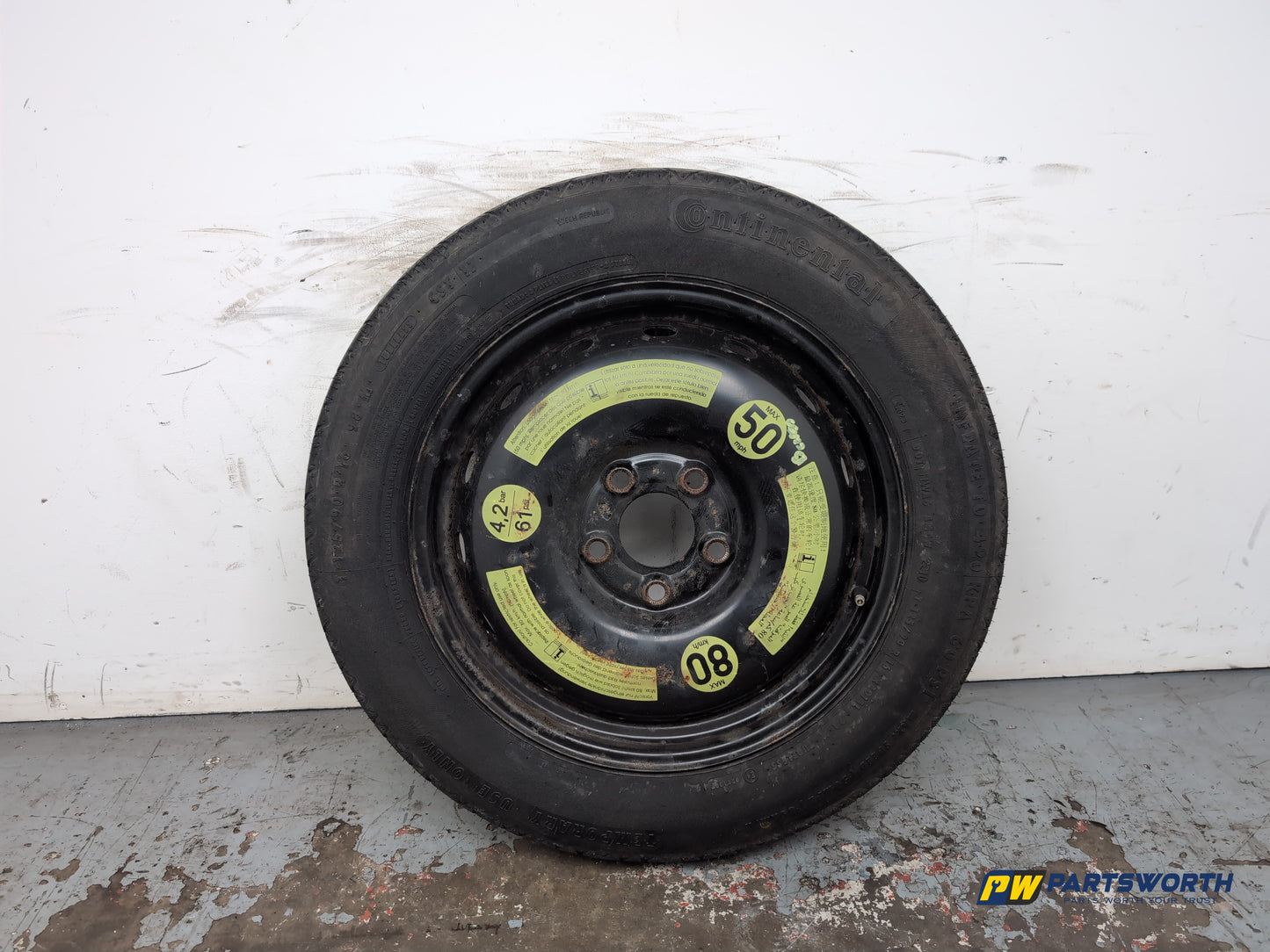 Space Saver Spare Wheel and Tool Kit  1