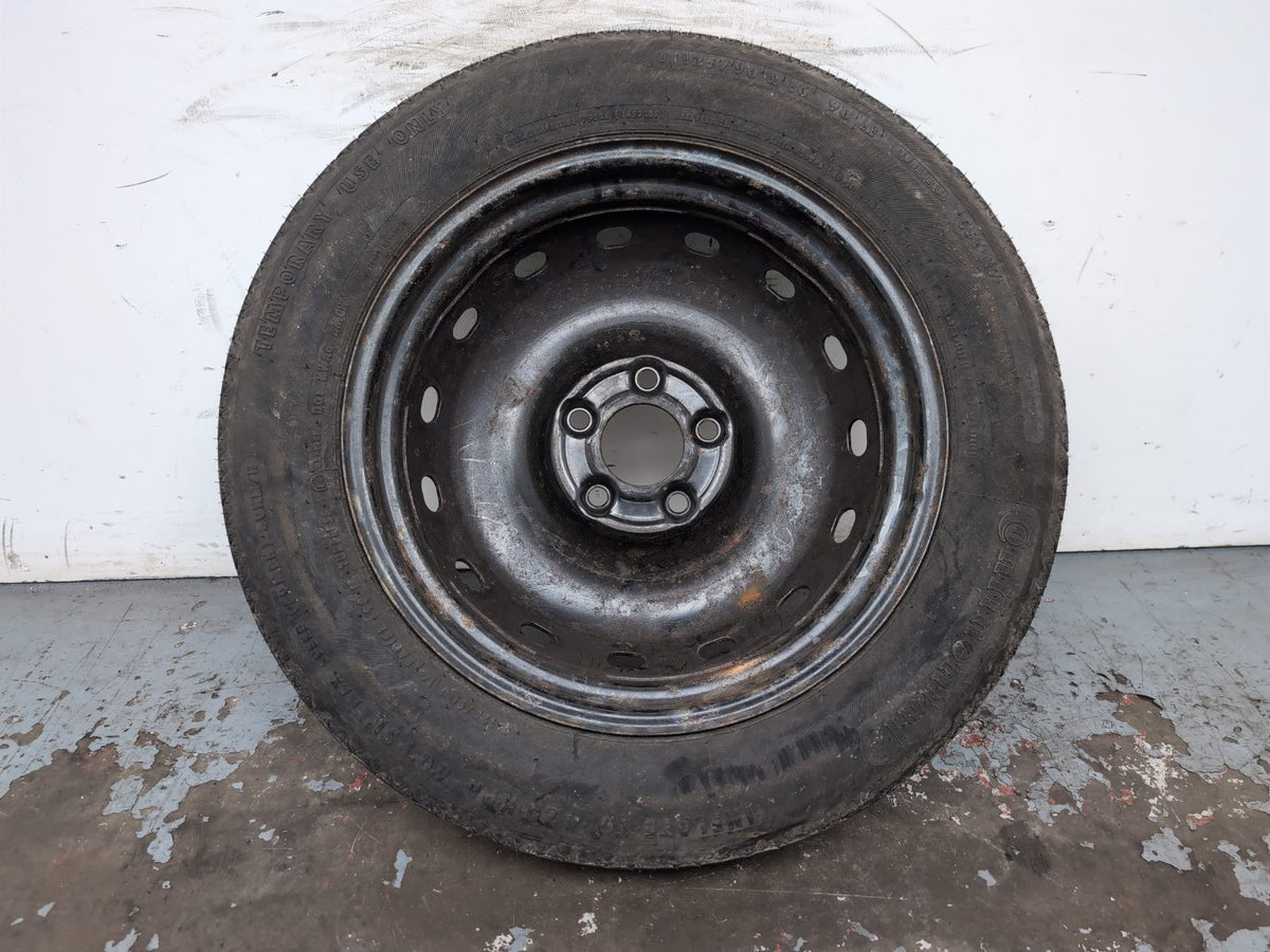 Space Saver Spare Wheel and Tool Kit  8