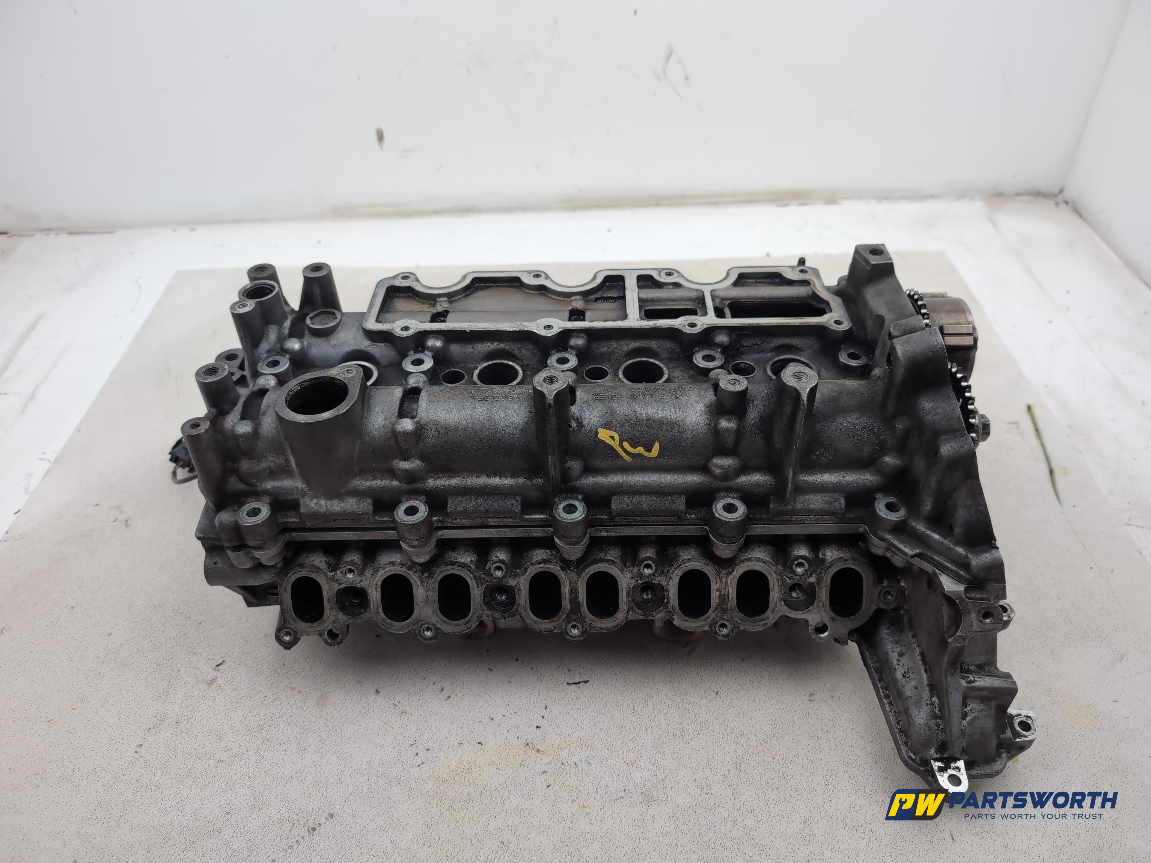 Jaguar Xf 2.0l Diesel Cylinder Head Camshaft Carier With Camshafts G4d36j011bb