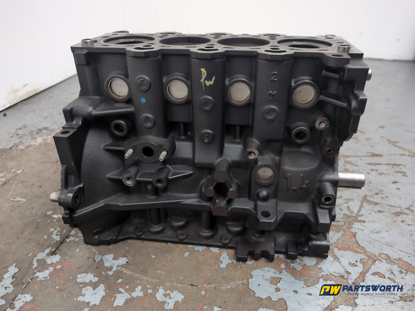 Bare engine  3