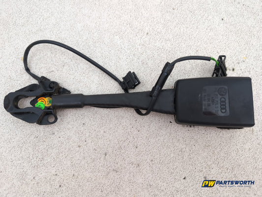 Audi A4 S Line Tdi Auto Seat Belt Buckle Front Lh Passnger Side 8k0857755d