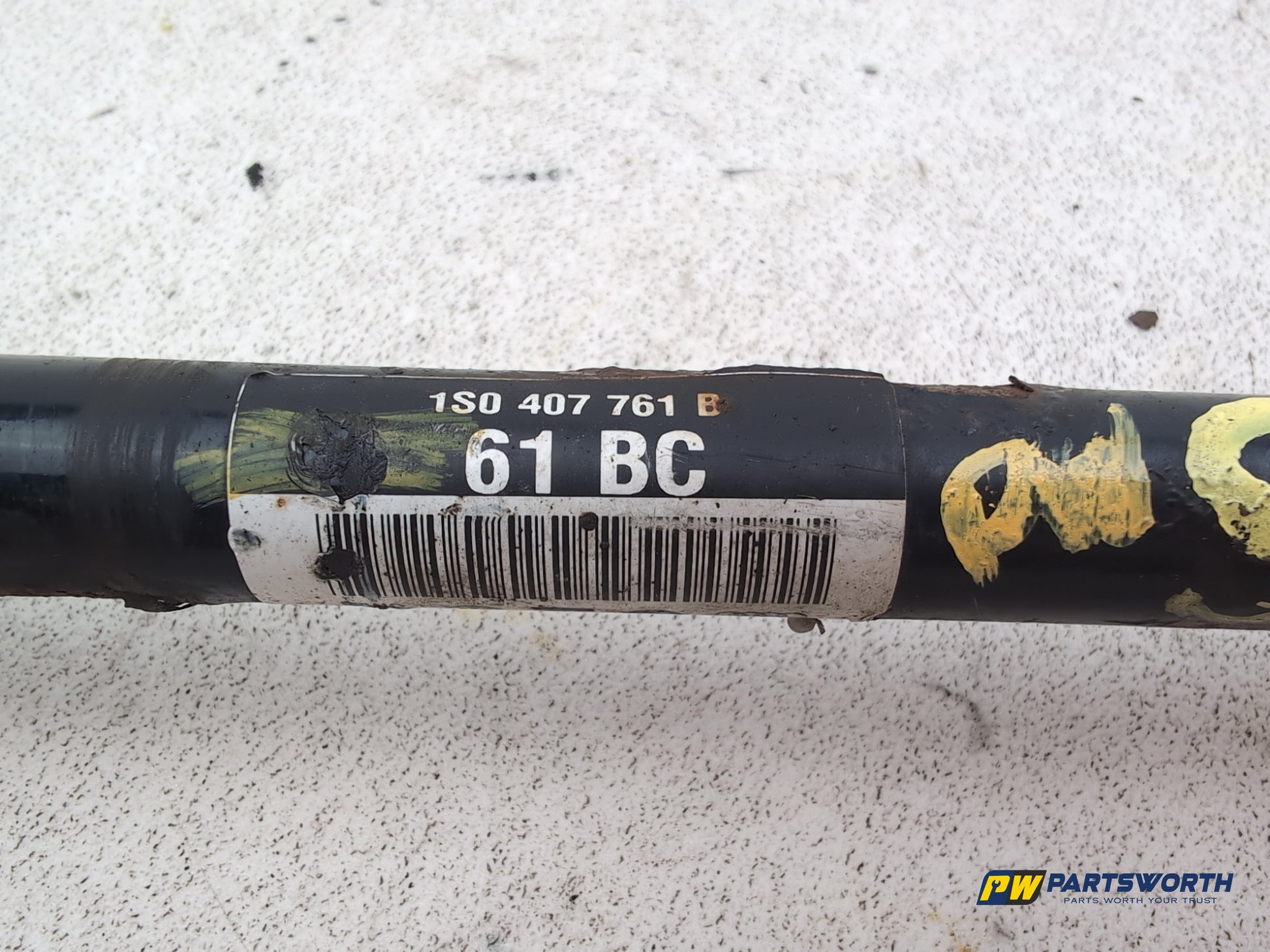 Driveshaft Front LH 7