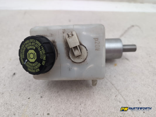Mercedes-Benz B160 B-Class W245 Brake Master Cylinder Assembly A1694300202