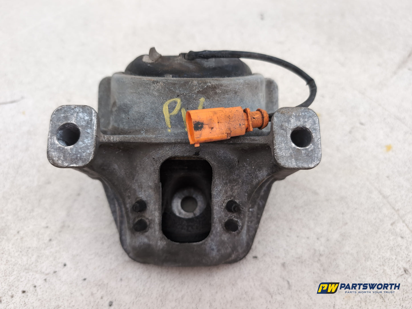 Engine Mounting Bracket 1