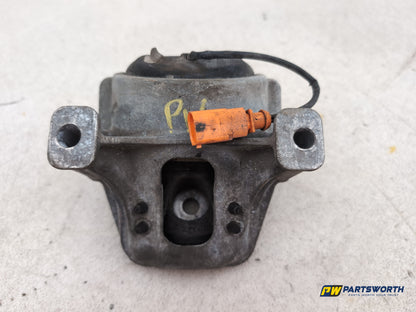 Engine Mounting Bracket 1