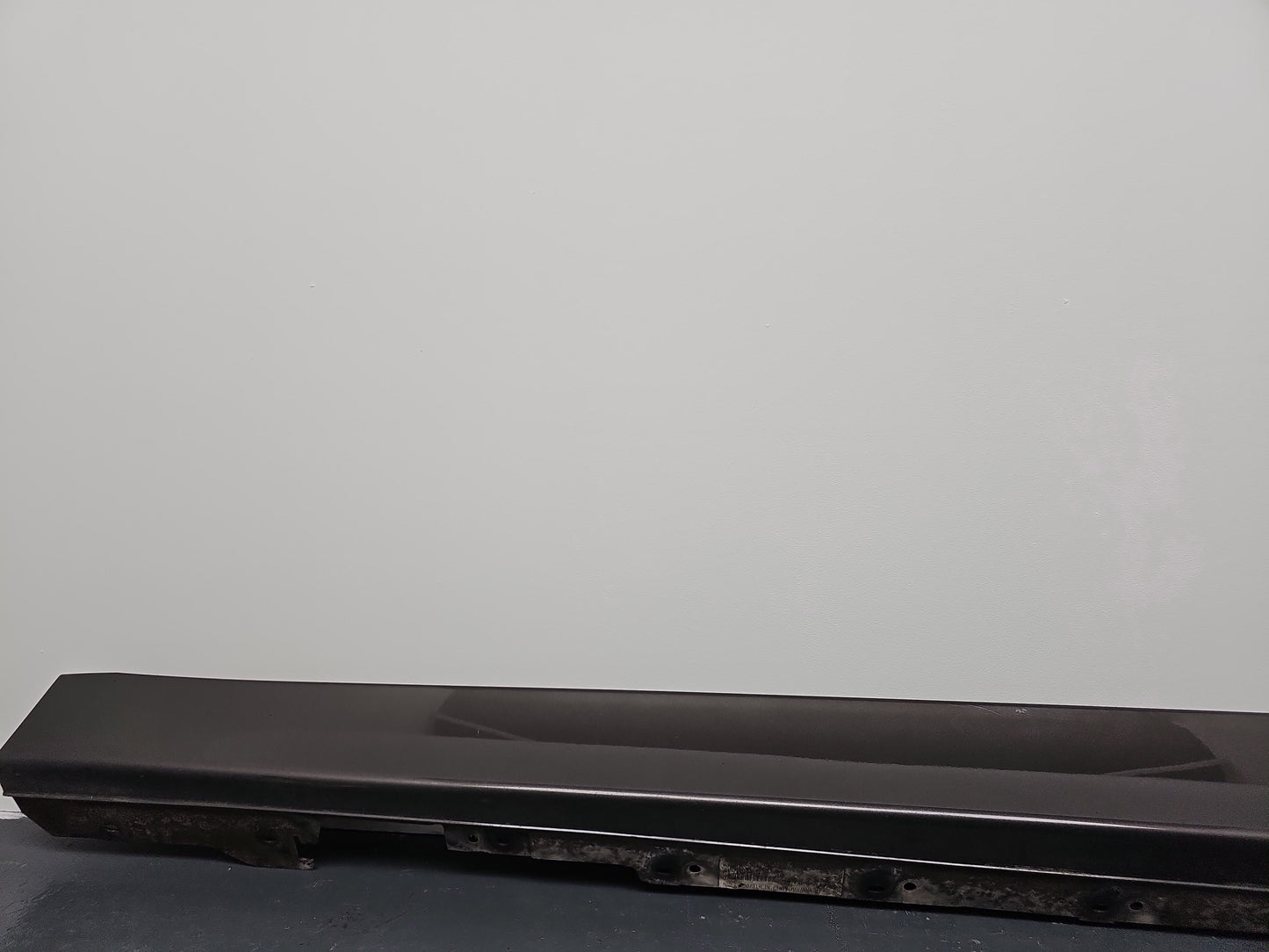 Side Skirt LH 4