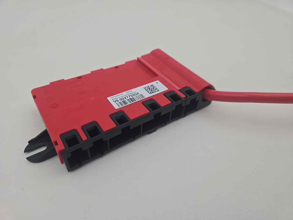 Positive Pole Battery Power Boot Distribution Fuse Box 4