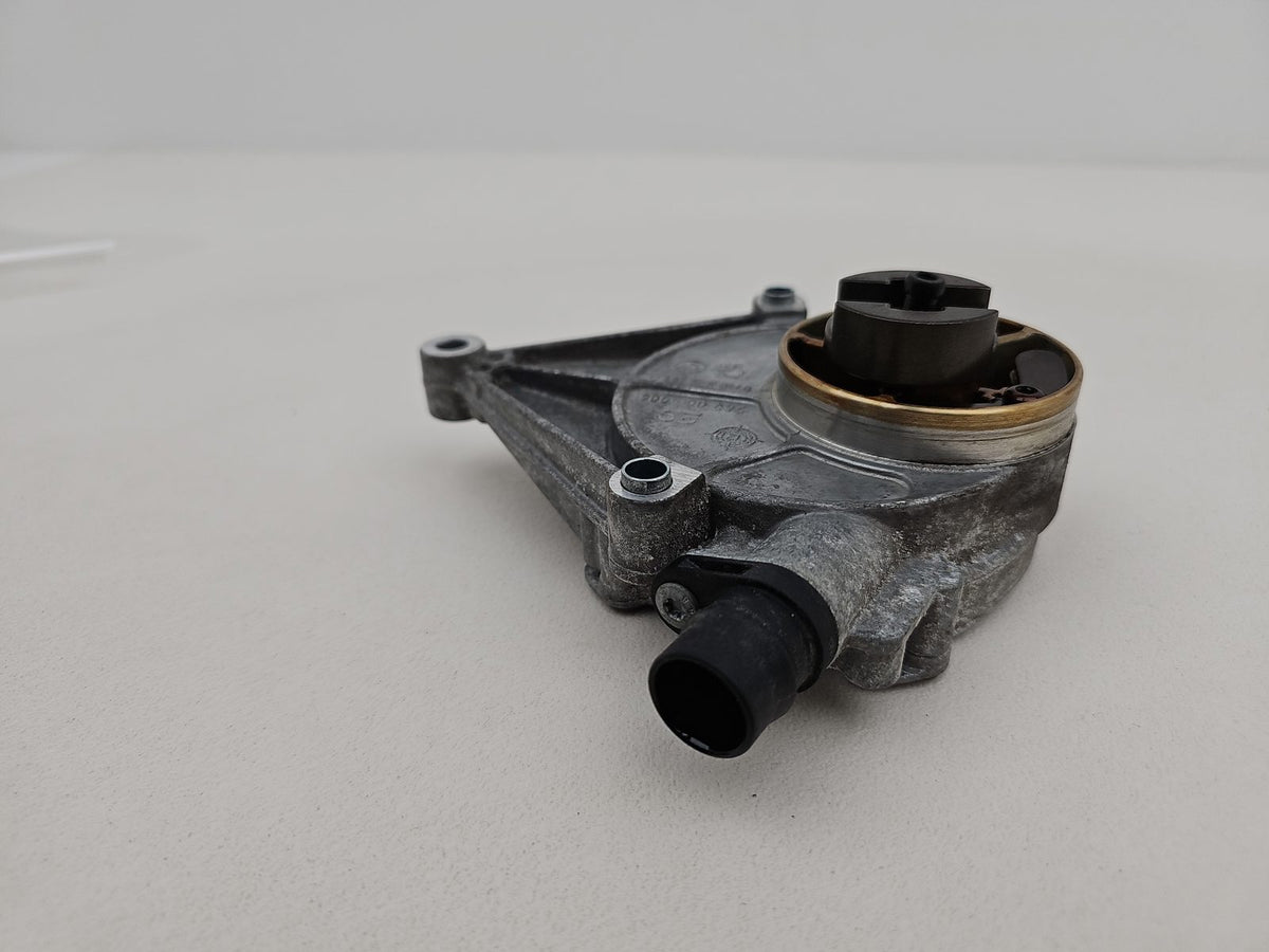 Vacuum Pump  4