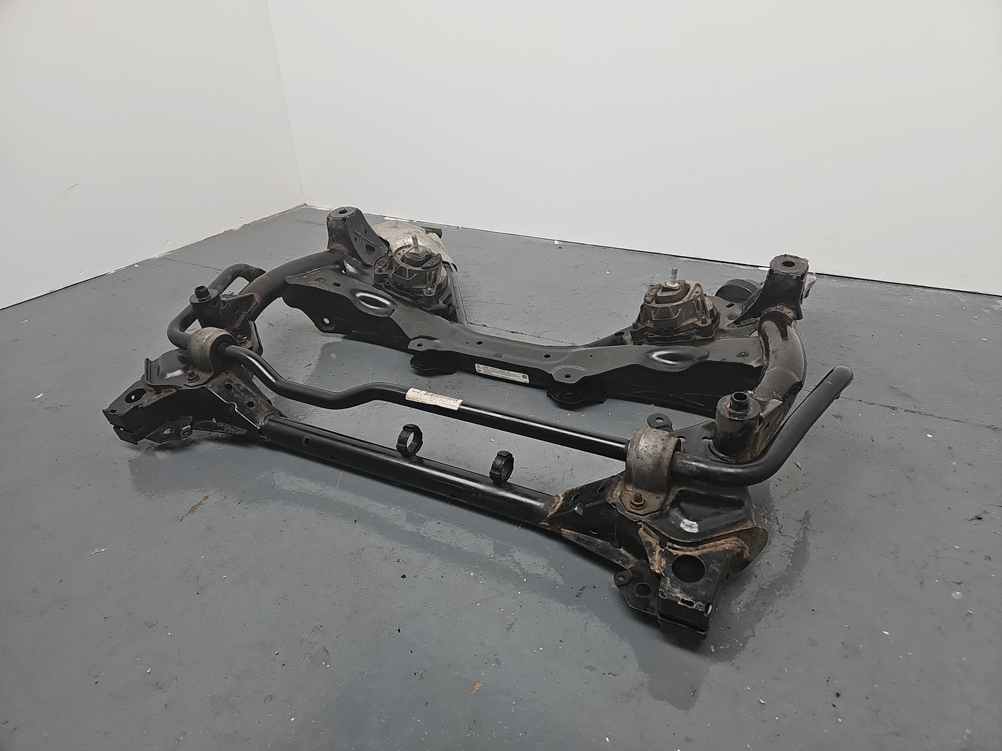 Engine Mounting Bracket 4