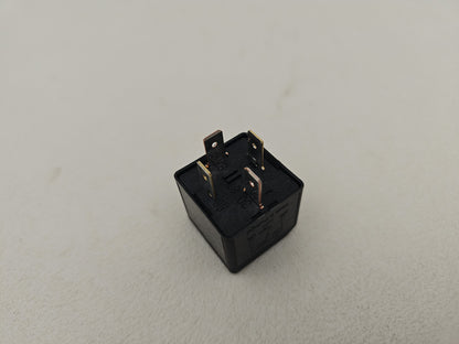 Jaguar/Land Rover Relay 4-Pin Black 12v 40a 2.0 Diesel Dh2214b192ca Oem Genuine - photo 4