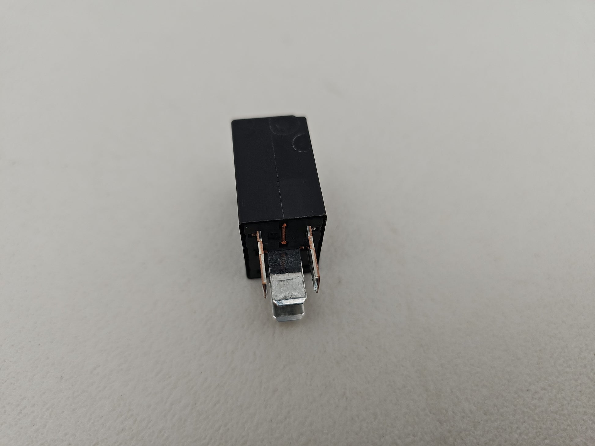 Land Rover Jaguar 4-Pin Relay Dh22-14b192-Aa V23074-A1801-X106 Genuine Oem - photo 4