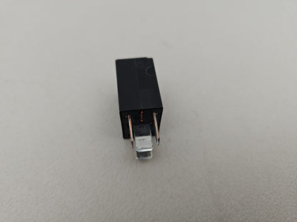 Land Rover Jaguar 4-Pin Relay Dh22-14b192-Aa V23074-A1801-X106 Genuine Oem - photo 4