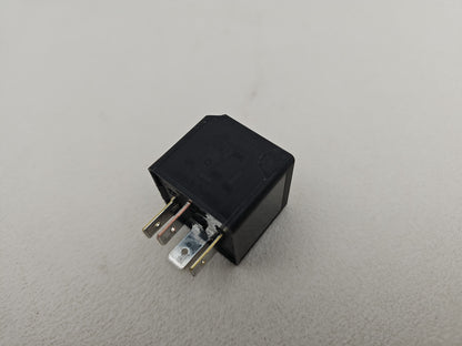 Jaguar/Land Rover Relay 4-Pin Black 12v 40a 2.0 Diesel Dh2214b192ca Oem Genuine - photo 4