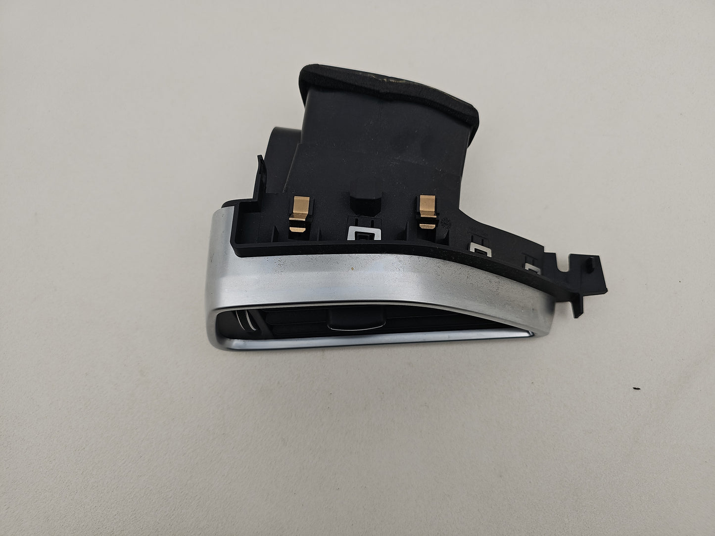 Dashboard Trim With Air Vent  4