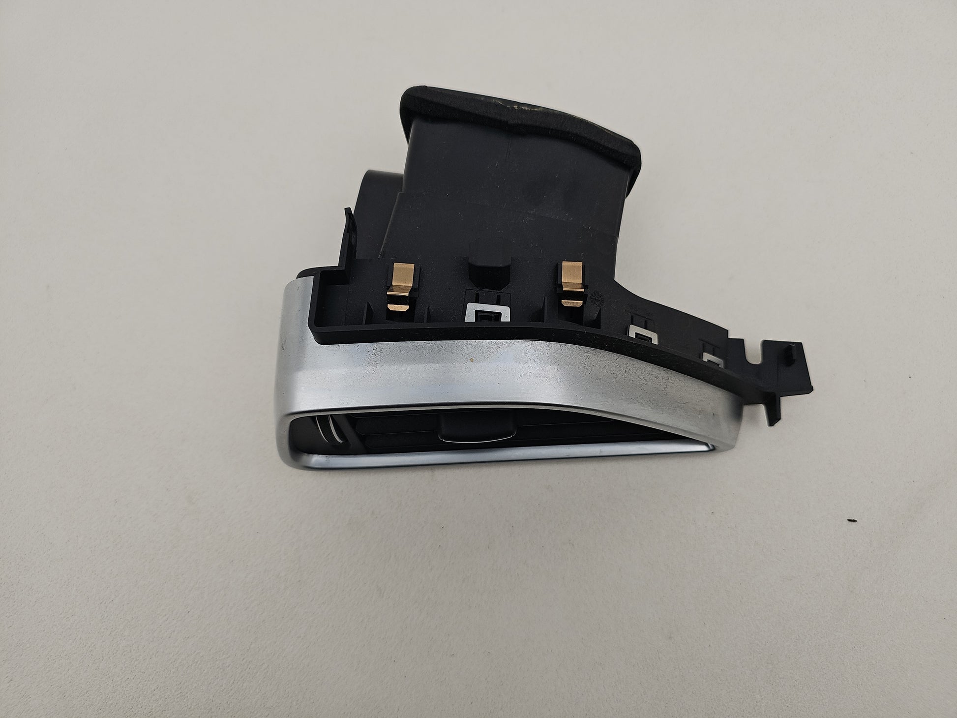 Dashboard Trim With Air Vent  4