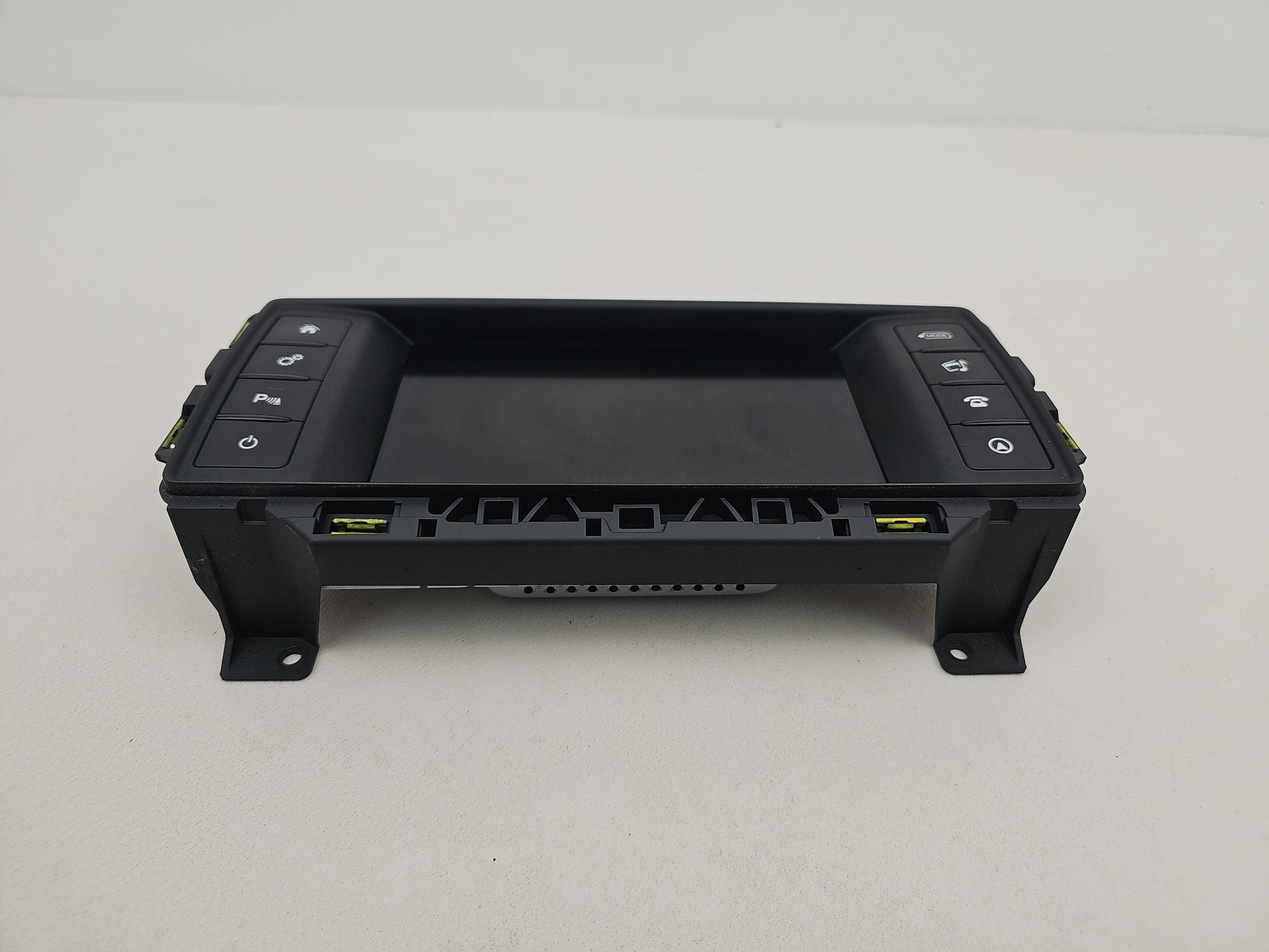 Satellite Navigation Head Unit (SCREEN) 4