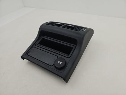 Facia Vent Centre 4