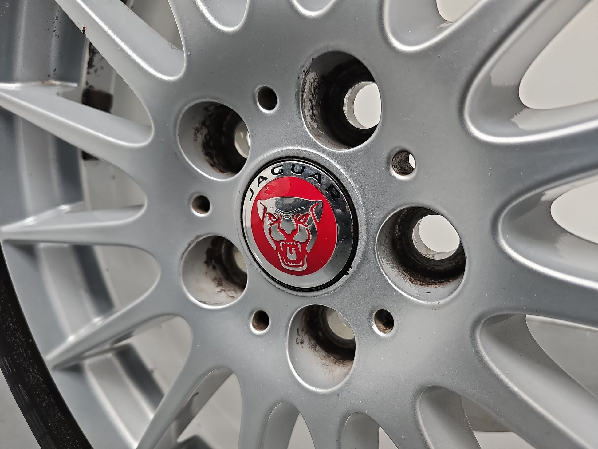 Jaguar Xe X760 17" Inch Alloy Wheel With Tyre 205/55/R17 Gx73-1007-Ta - photo 4