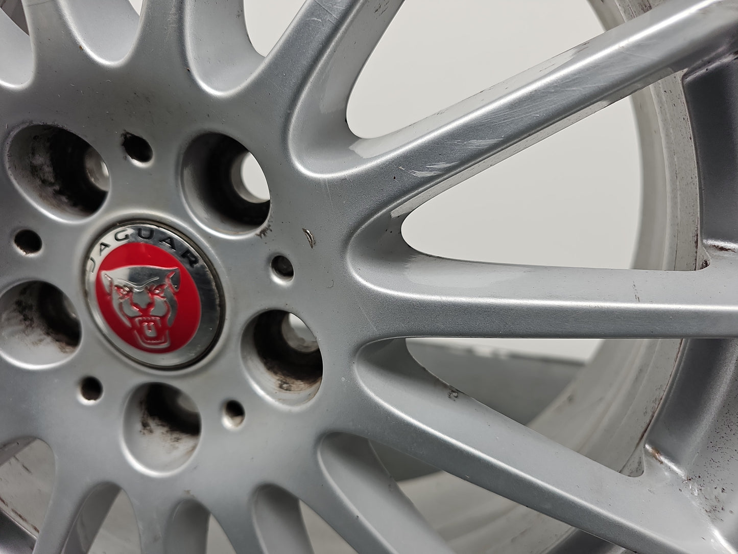 Jaguar Xe X760 17" Inch Alloy Wheel With Tyre 205/55/R17 Gx73-1007-Ta - photo 10