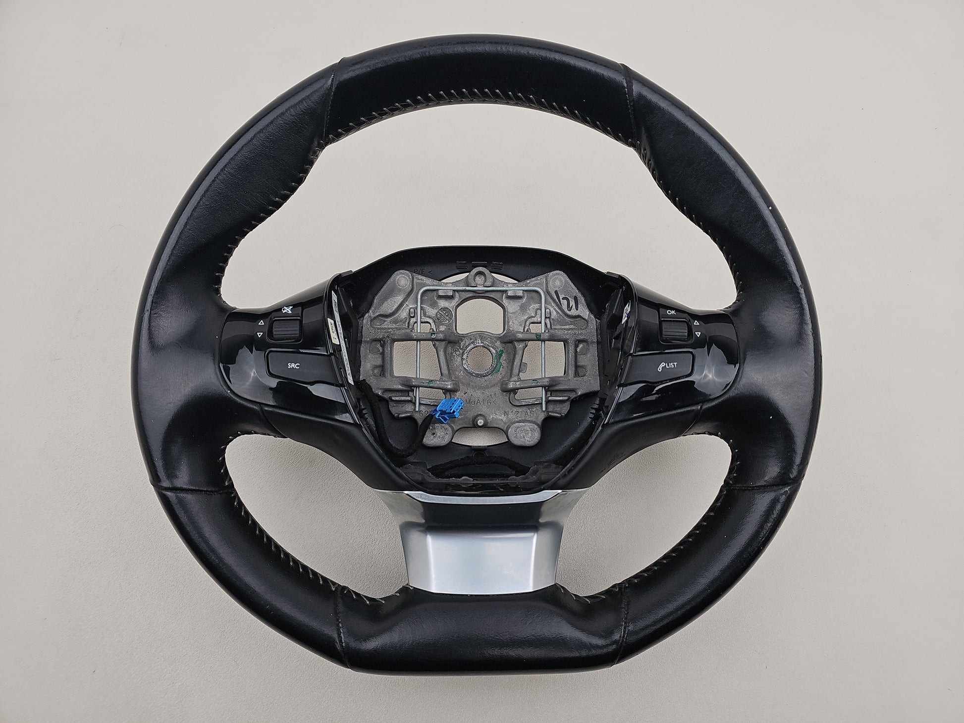 Steering Wheel 4
