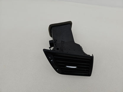 Facia Vent RH 4