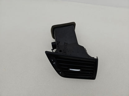 Facia Vent RH 4