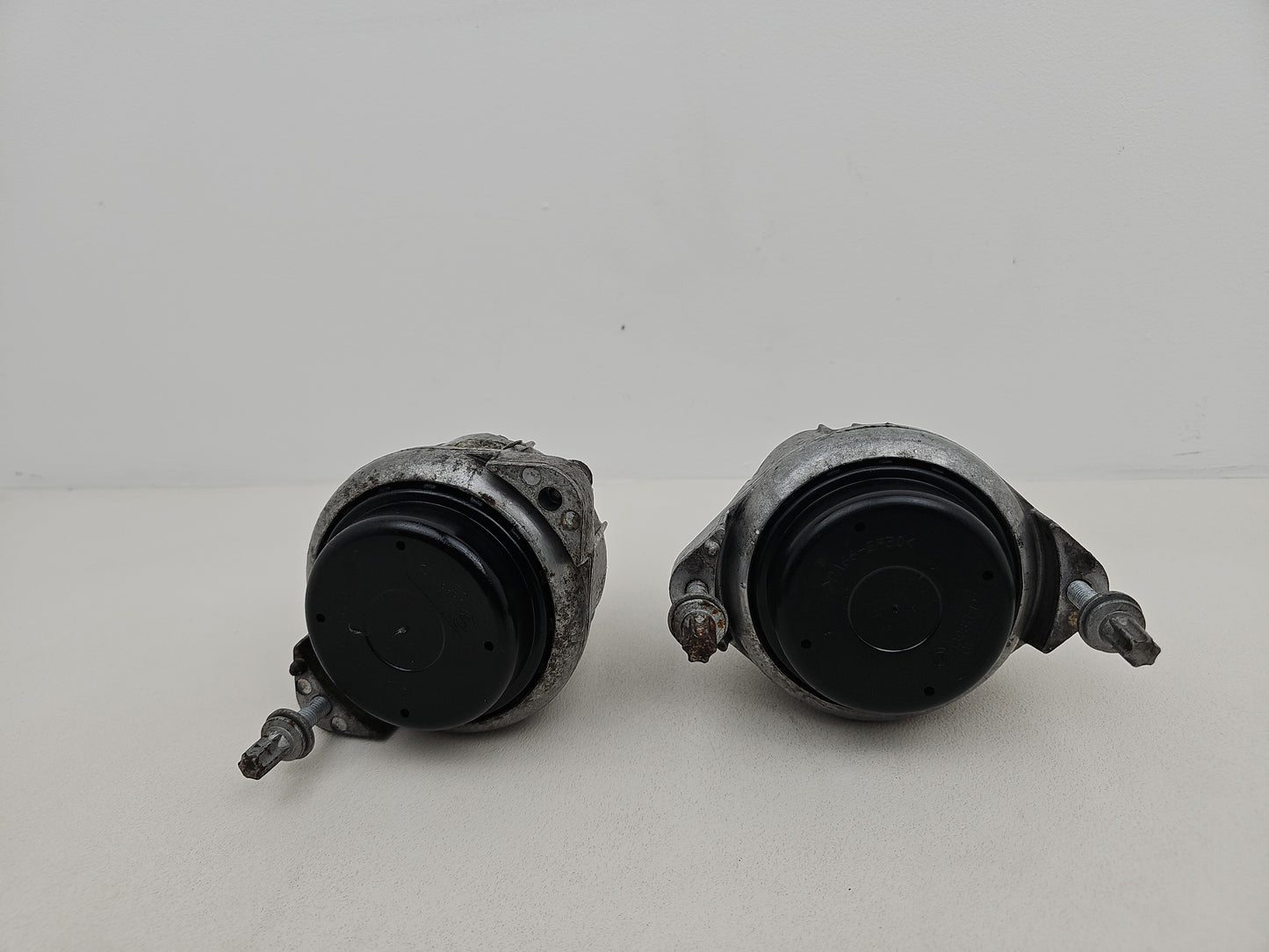 Set Of Engine Mounts LH + RH 4