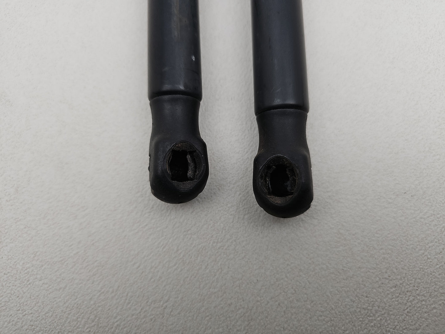 Tailgate Support Strut 4