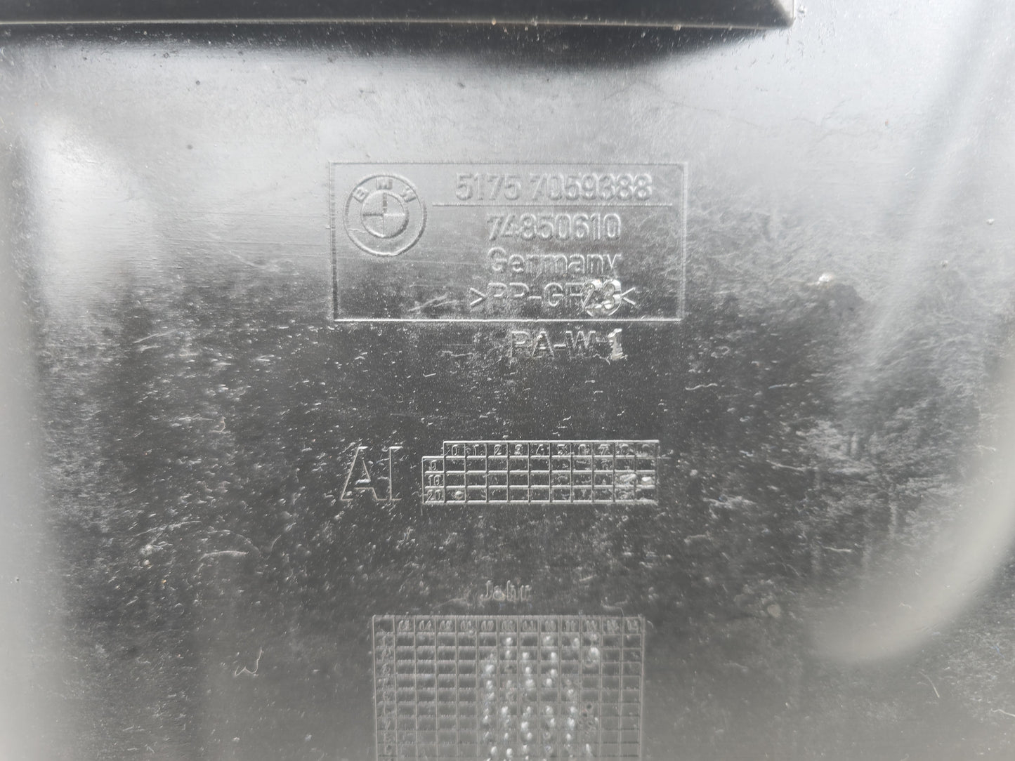 Gearbox undertray  4