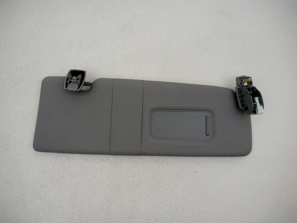 Sun Visor RH 4
