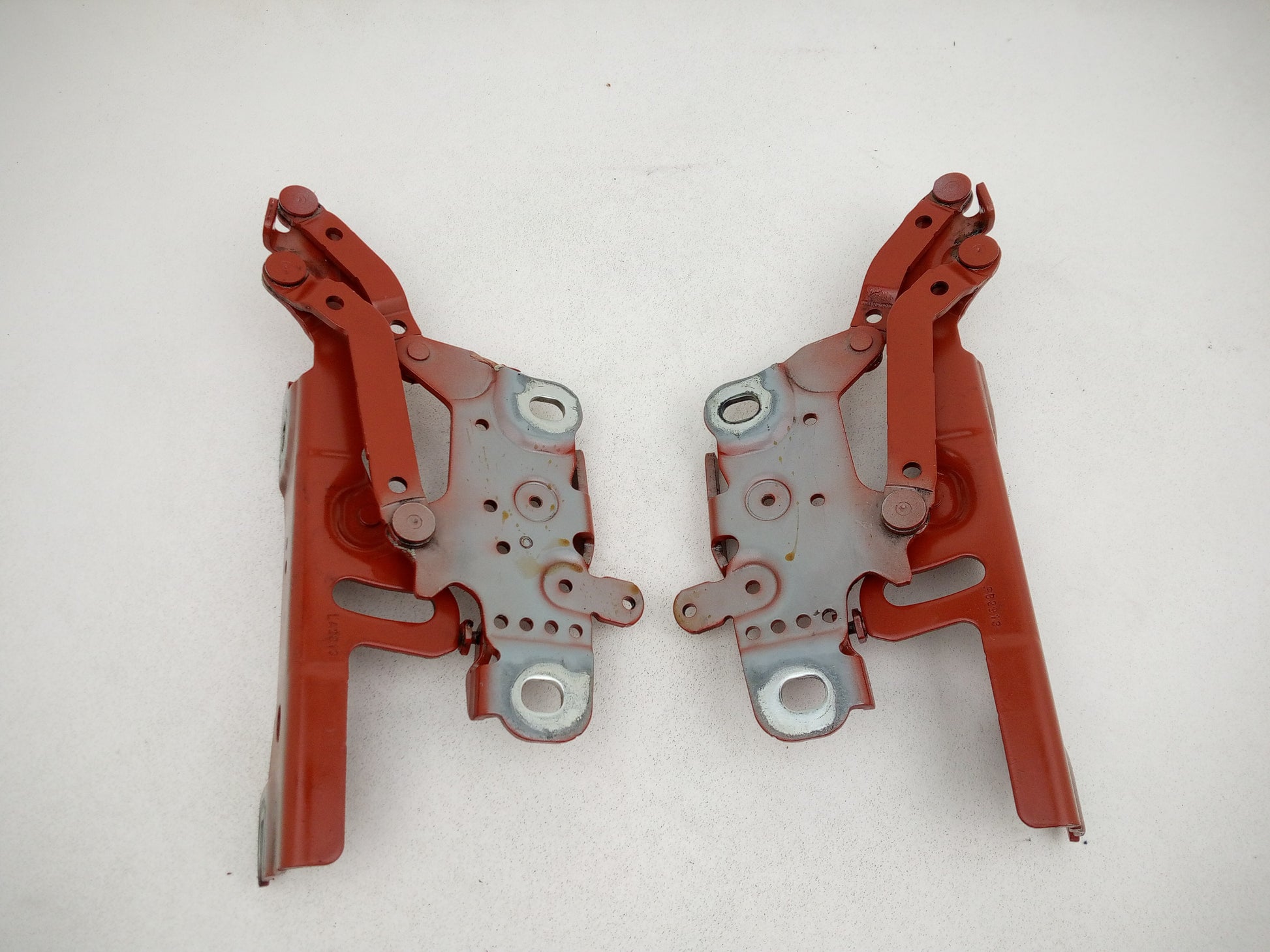 Bonnet Hinges 4