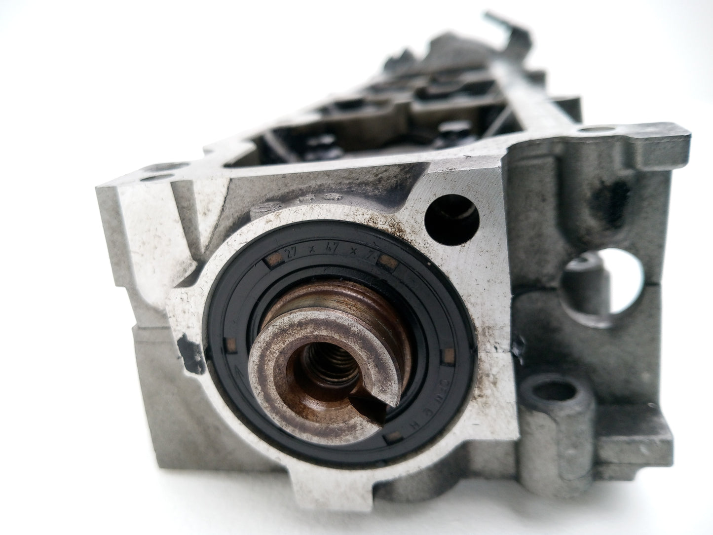 Camshaft Cover  10