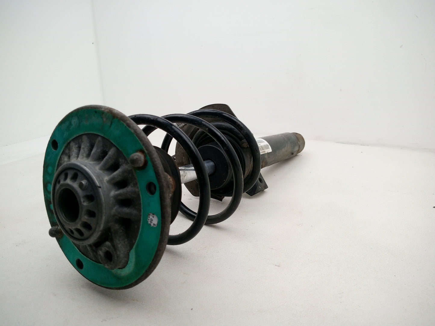 Front Shock Absorber and Hub LH 4