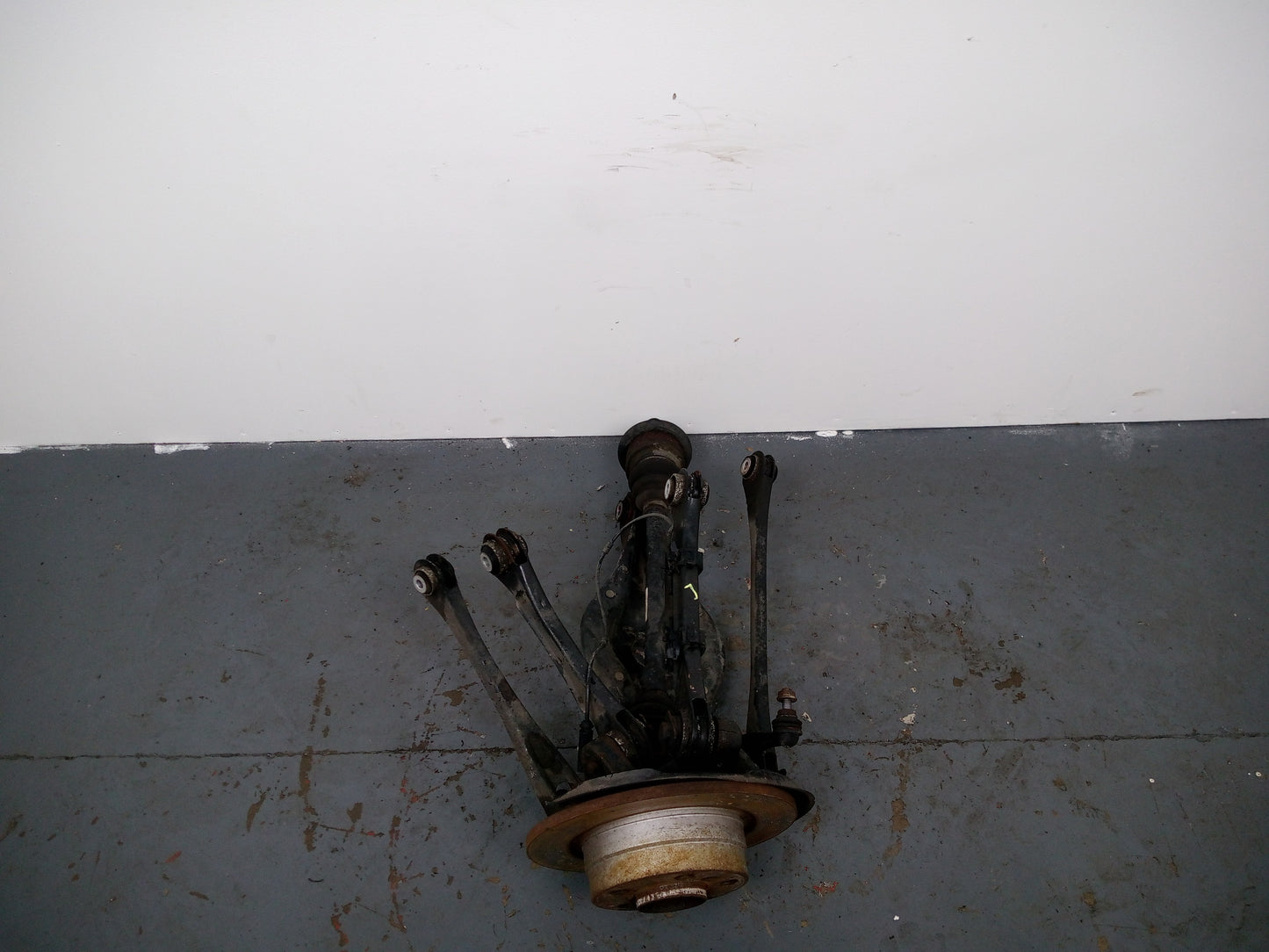 Wheel Hub Rear LH 4