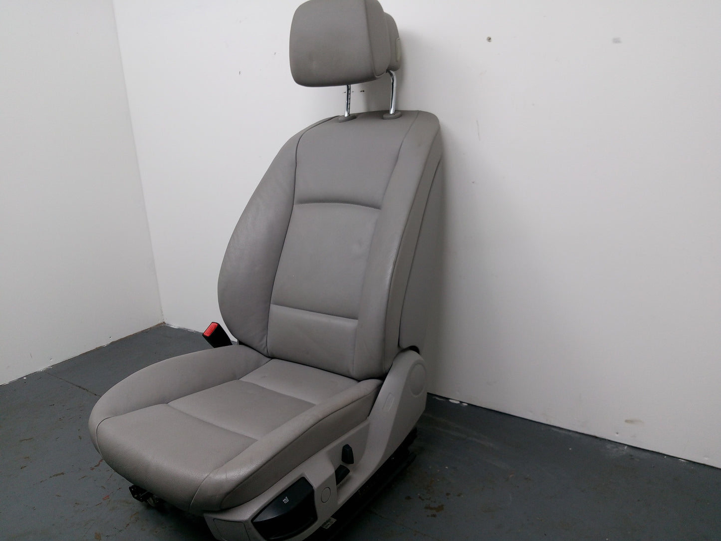 Seat Base Front LH 4