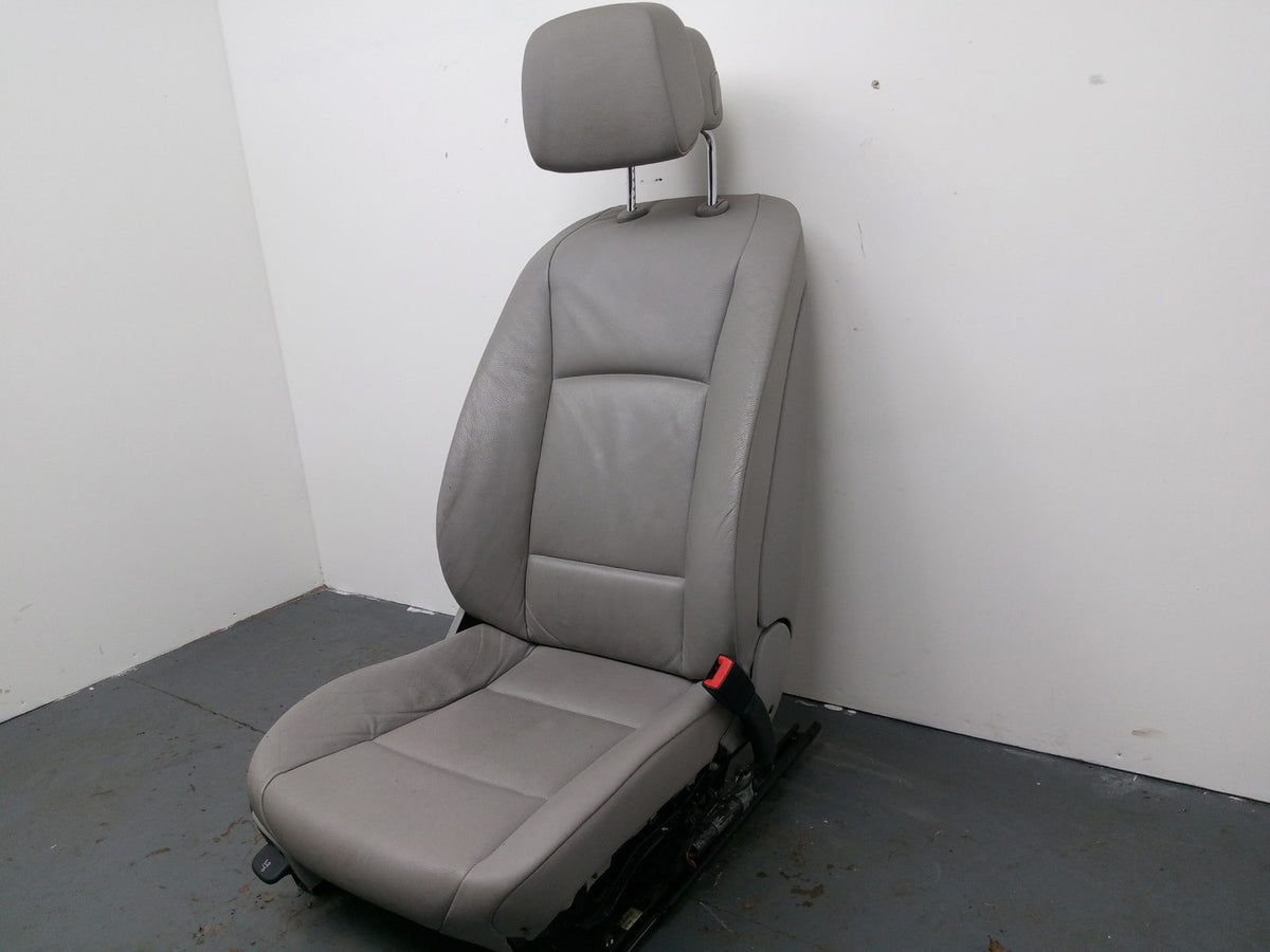 Seat Base Front RH 4